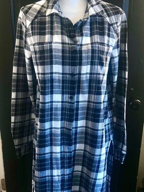 Black & White Plaid Button-Up Shirt